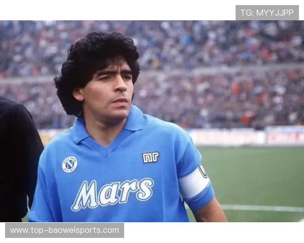 2号足球球星头像精美呈现 传递运动激情与卓越技艺的完美融合